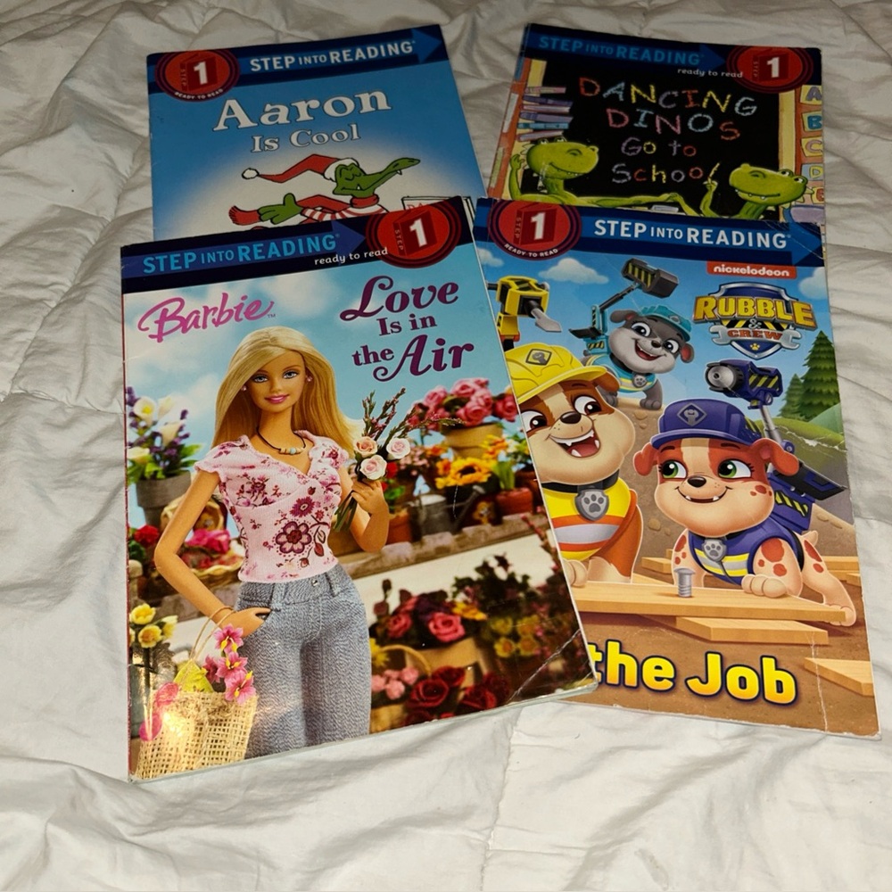 Lot Of 4 Level One, Step Into Reading, Children’s Paperback Books